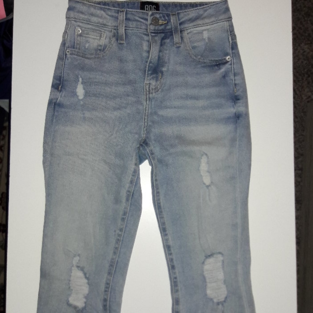 BDG kck flare hi-rise cropped jeans